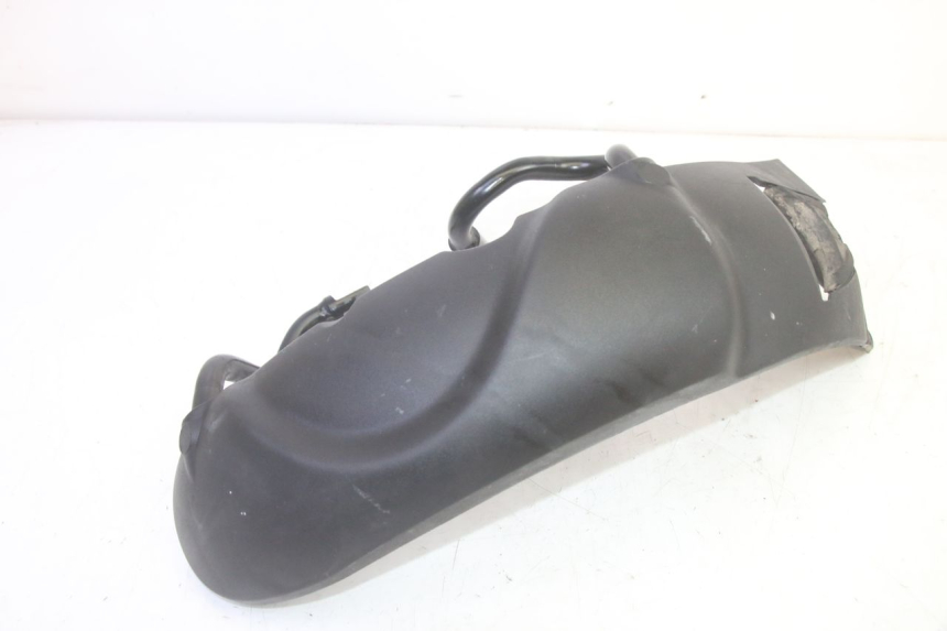 photo de FRONT FENDER PIAGGIO MP3 HPE 350 (2018 - 2020) - Zoom on usage condition