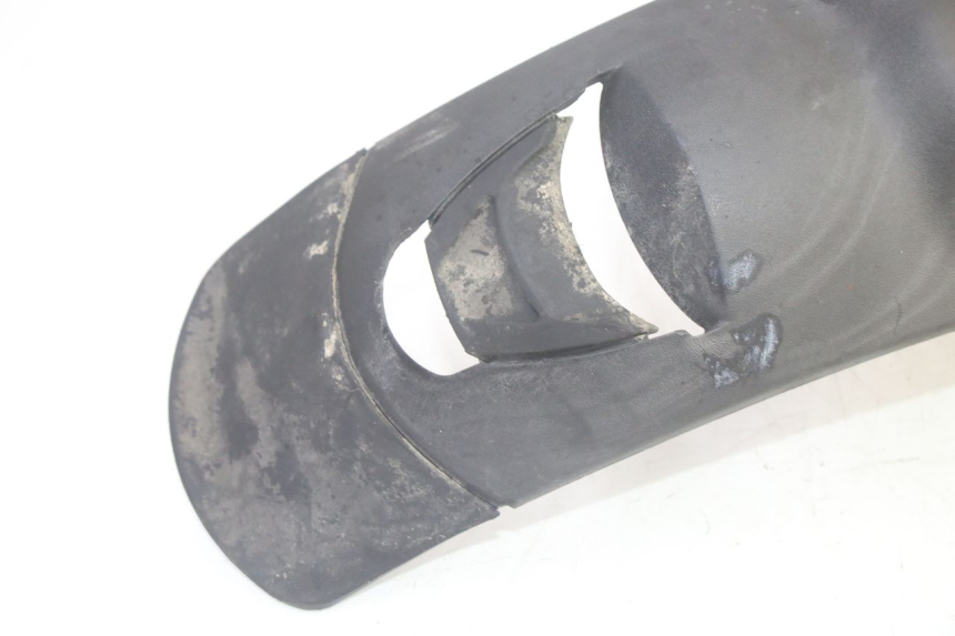 photo de FRONT FENDER PIAGGIO MP3 HPE 350 (2018 - 2020) - Technical close-up