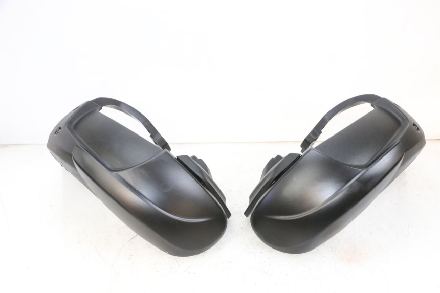 photo de FRONT FENDER PIAGGIO MP3 HPE 300 (2019 - 2026) - Main view