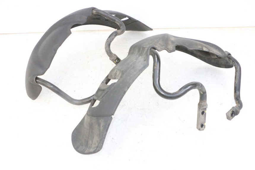 photo de FRONT FENDER PIAGGIO MP3 LT 300 (2010 - 2016) - Surface and material condition