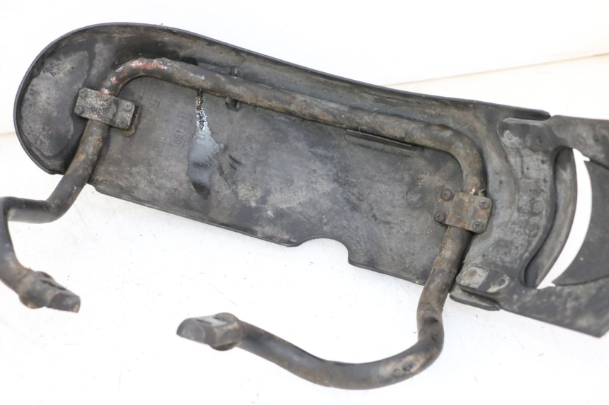 photo de FRONT FENDER PIAGGIO MP3 LT 300 (2010 - 2016) - Fixing points details