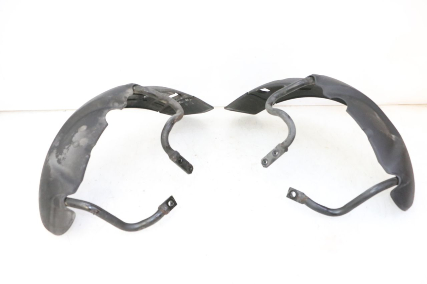 photo de FRONT FENDER PIAGGIO MP3 500 (2011 - 2015) - Technical close-up