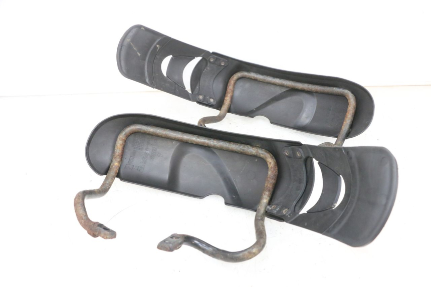 photo de FRONT FENDER PIAGGIO MP3 RL 250 (2006 - 2010) - Zoom on usage condition