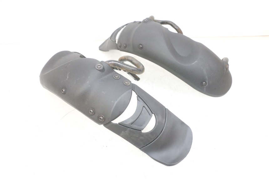 photo de FRONT FENDER PIAGGIO MP3 RL 250 (2006 - 2010) - Markings and original references