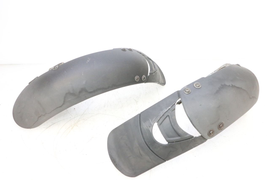 photo de FRONT FENDER PIAGGIO MP3 125 (2006 - 2014) - Technical close-up