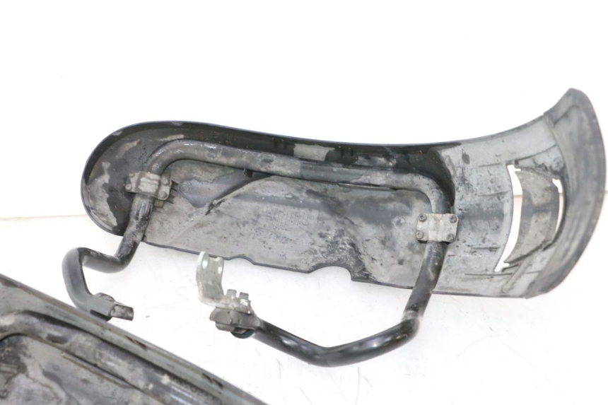 photo de FRONT FENDER PIAGGIO MP3 500 (2016 - 2018) - Surface and material condition