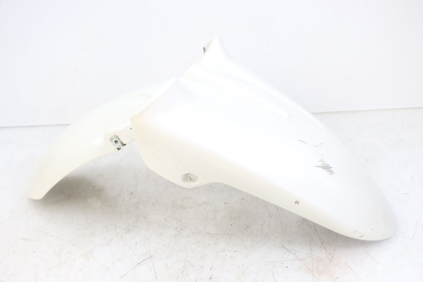photo de FRONT FENDER MOTO GUZZI NORGE 8V GT 1200 (2011 - 2016) - Technical close-up