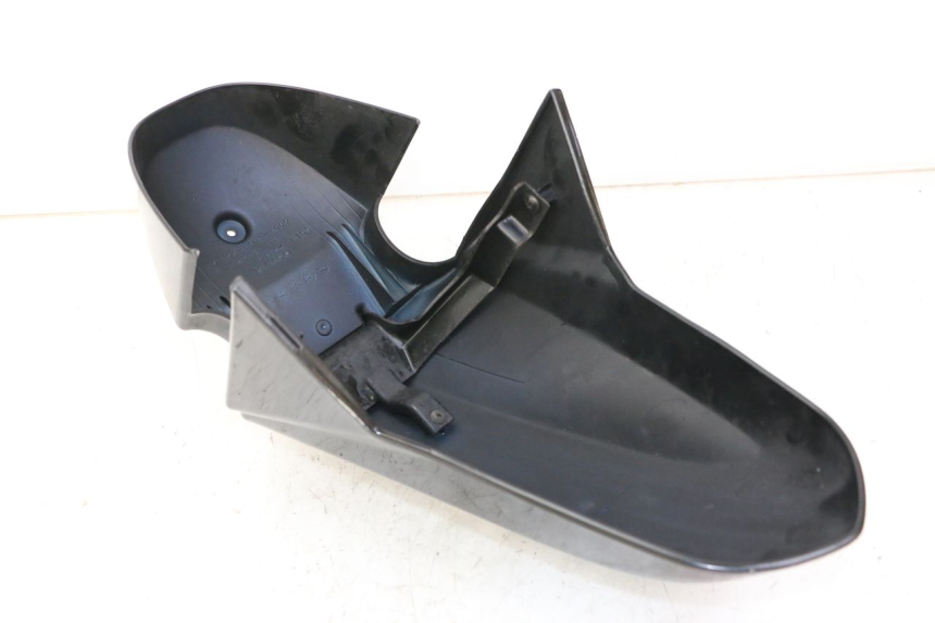 photo de FRONT FENDER KYMCO PEOPLE S 125 (2000 - 2008) - Alternative perspective