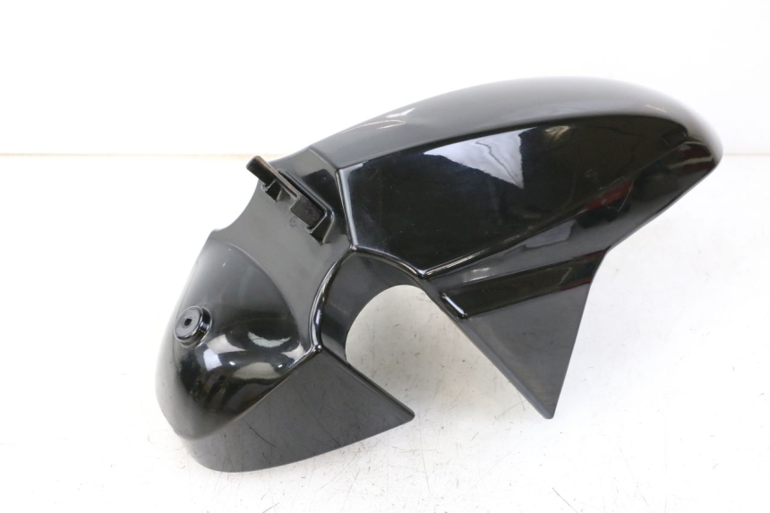 photo de FRONT FENDER KYMCO PEOPLE S 125 (2000 - 2008) - Technical close-up
