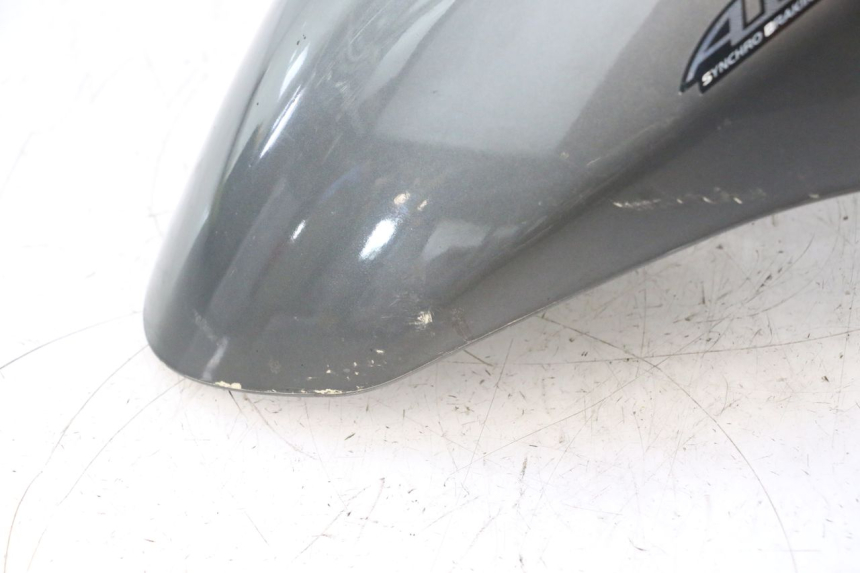photo de FRONT FENDER PEUGEOT SATELIS 125 (2013 - 2018) - Detailed visual inspection