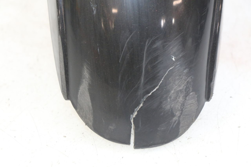 photo de FRONT FENDER APRILIA SCARABEO 100 (2003 - 2012) - Fixing points details