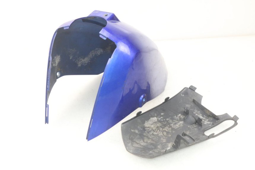 photo de FRONT FENDER HONDA SCV LEAD 100 (2003 - 2007) - Surface and material condition