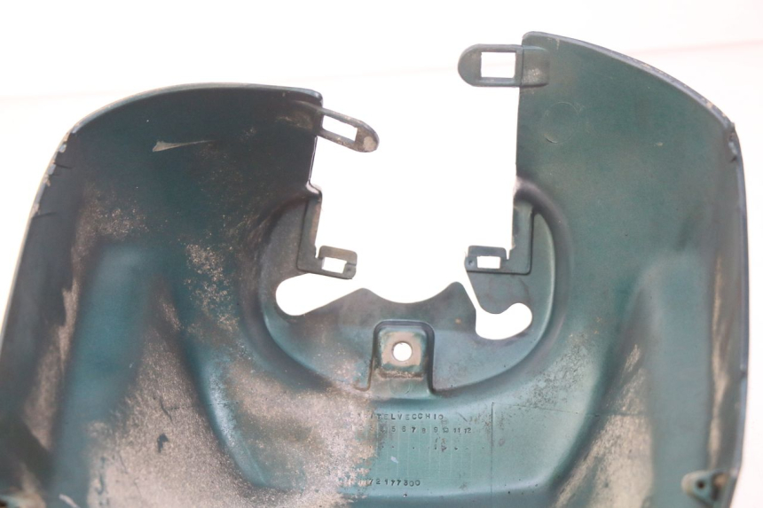 photo de FRONT FENDER PEUGEOT SV 125 (1991 - 1994) - Distinctive features