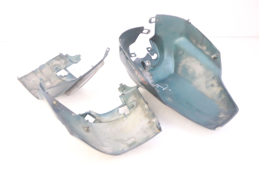 photo de FRONT FENDER PEUGEOT SV 125 (1991 - 1994) - Supplementary product photo