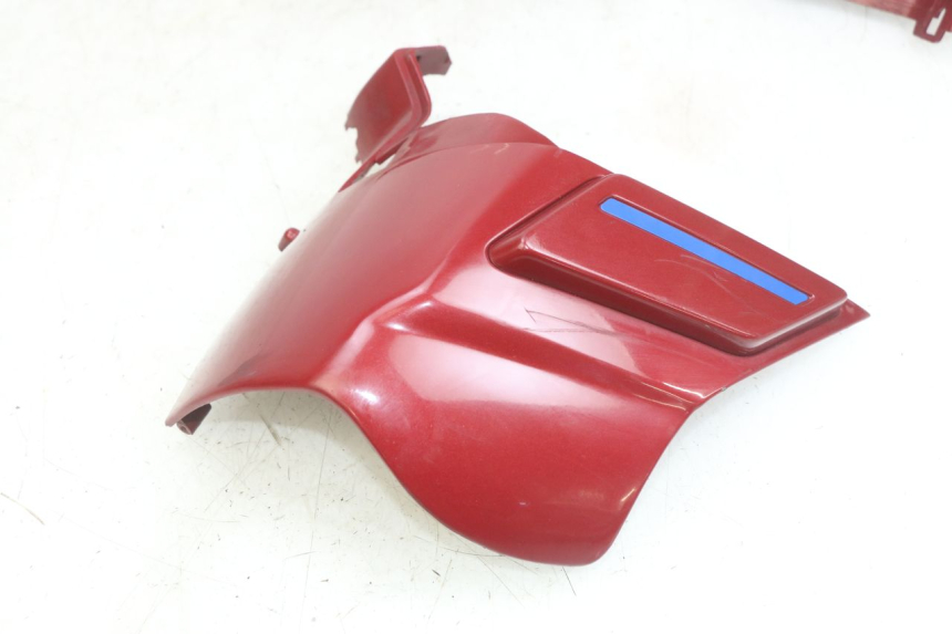 photo de FRONT FENDER PEUGEOT SV 125 (1991 - 1994) - Focus on structure