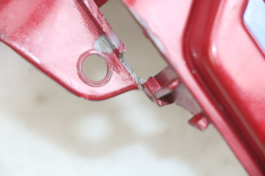 photo de FRONT FENDER PEUGEOT SV 125 (1991 - 1994) - Main view