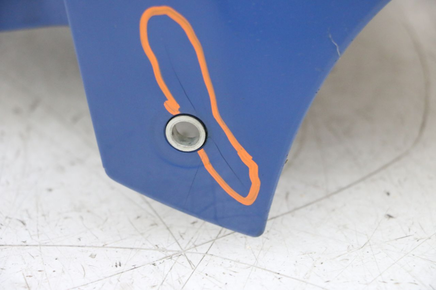 photo de FRONT FENDER YAMAHA TDM ABS 900 (2002 - 2014) - Distinctive features