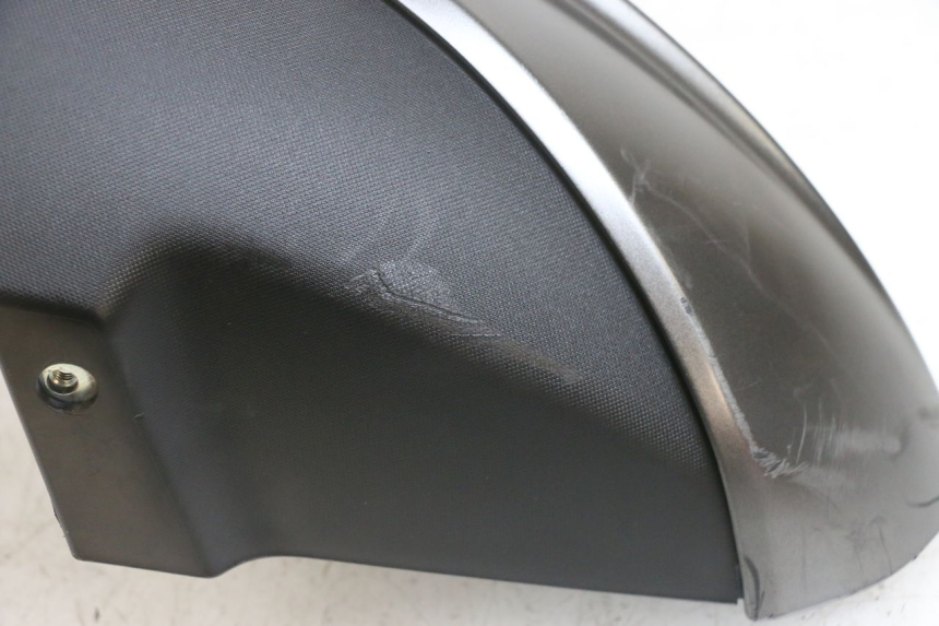 photo de FRONT FENDER YAMAHA TRICITY 300 (2020 - 2024) - Zoom on usage condition