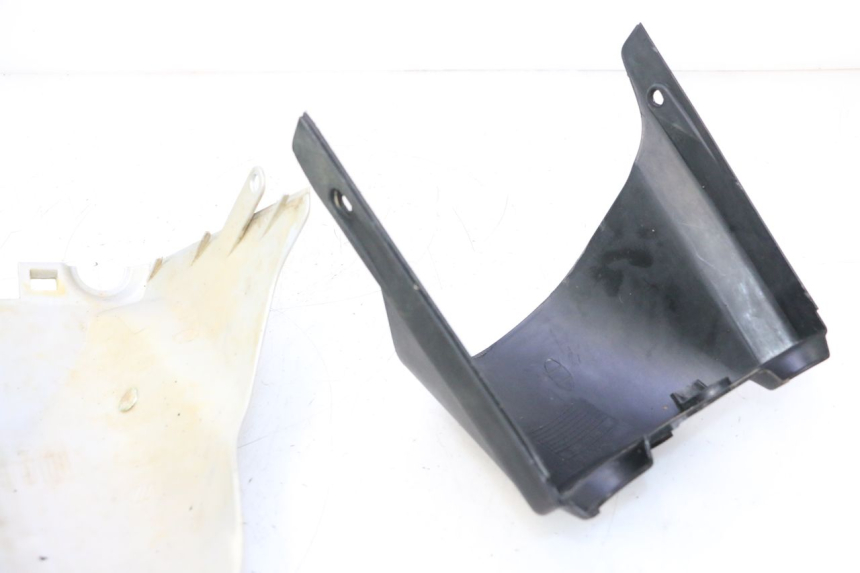 photo de FRONT FENDER PEUGEOT V-CLIC VCLIC 50 (2007 - 2013) - Distinctive features