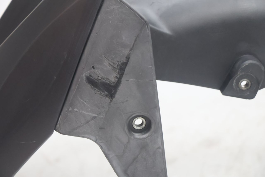 photo de FRONT FENDER YAMAHA X-MAX XMAX 125 (2010 - 2013) - Additional view of the item