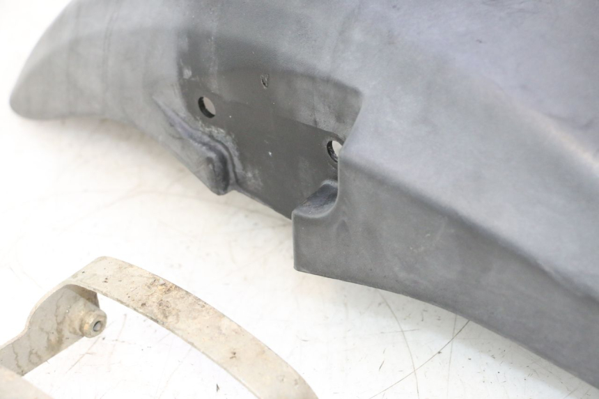 photo de FRONT FENDER HONDA XLV VARADERO 125 (2007 - 2012) - Fixing points details