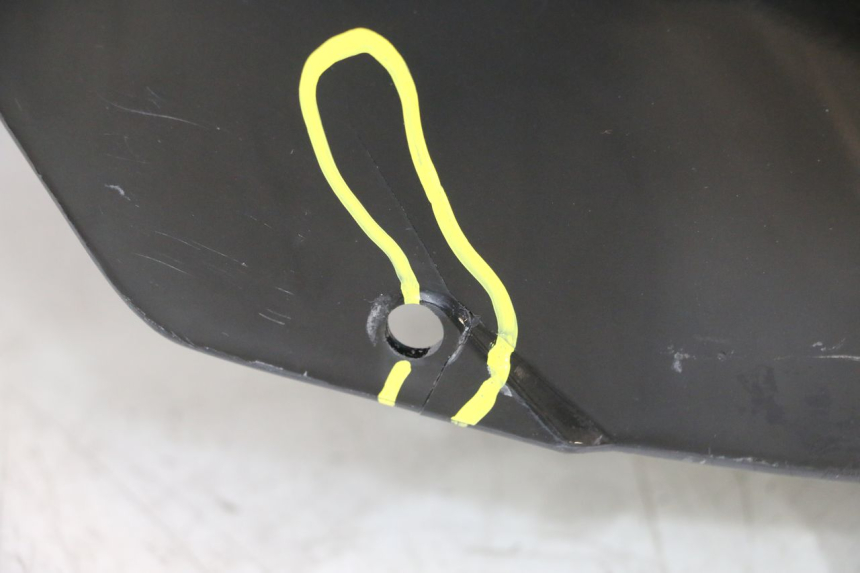 photo de FRONT MUDGUARD YAMAHA YP MAJESTY 125 (2007 - 2010) - Used quality zoom