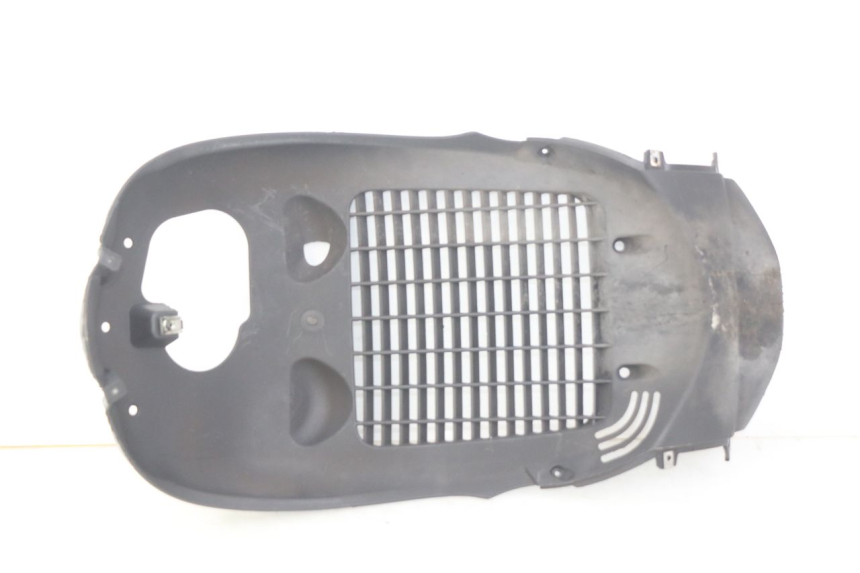 photo de RADIATOR GRILLE PIAGGIO BEVERLY 125 (2010 - 2015) - Main view
