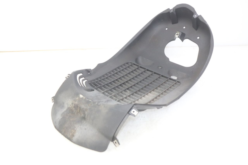 photo de RADIATOR GRILLE PIAGGIO BEVERLY 125 (2010 - 2015) - Technical close-up