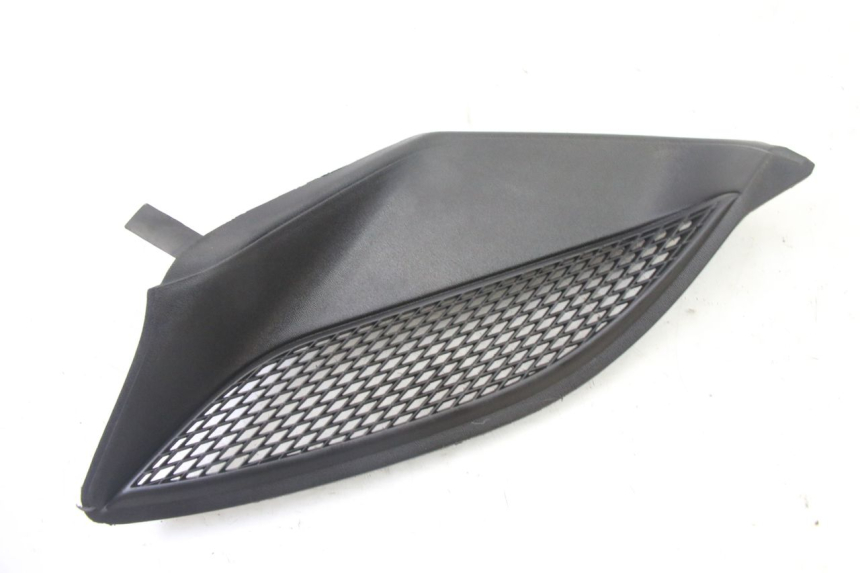 photo de RIGHT RADIATOR COVER PIAGGIO NRG POWER PUREJET 50 (2018 - 2021) - Component detail