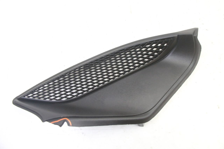 photo de LEFT RADIATOR COVER PIAGGIO NRG POWER PUREJET 50 (2018 - 2021) - Main view