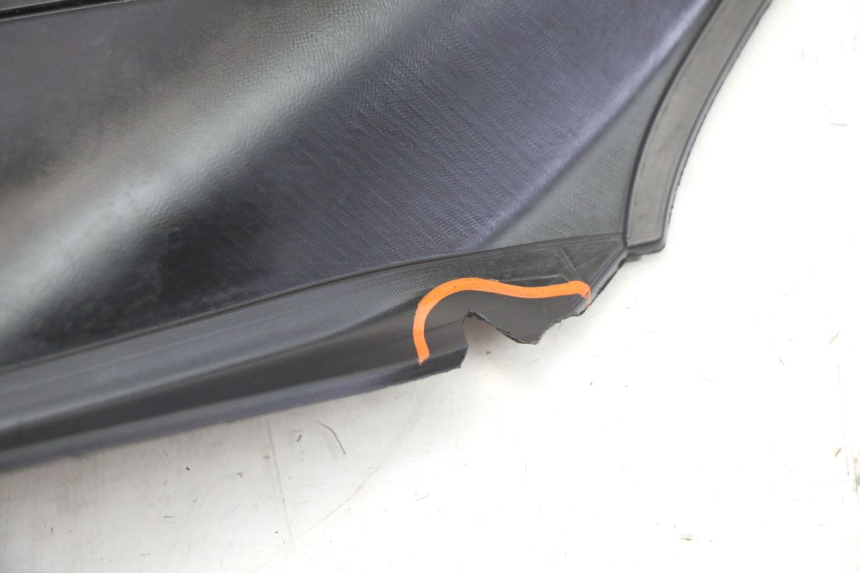 photo de LEFT RADIATOR COVER PIAGGIO NRG POWER PUREJET 50 (2018 - 2021) - Technical close-up