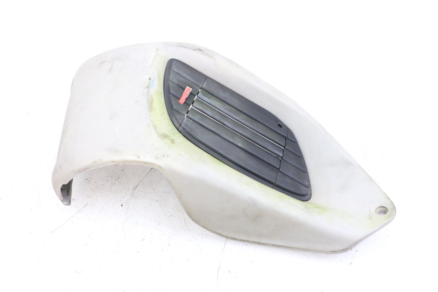 photo de LEFT RADIATOR COVER GILERA RUNNER LC 50 (1997 - 1998) - Fixing points details