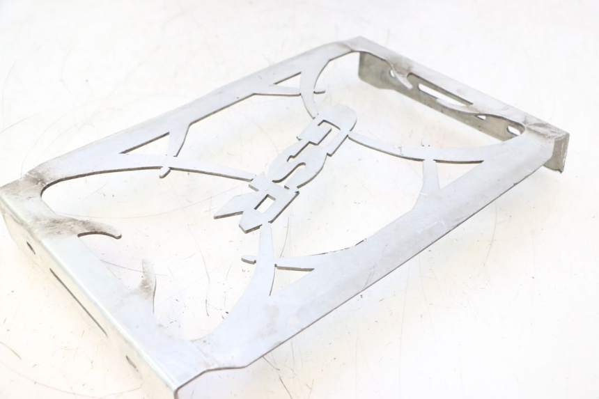 photo de RADIATOR COVER SUZUKI GSR 600 (2005 - 2012) - Additional view of the item