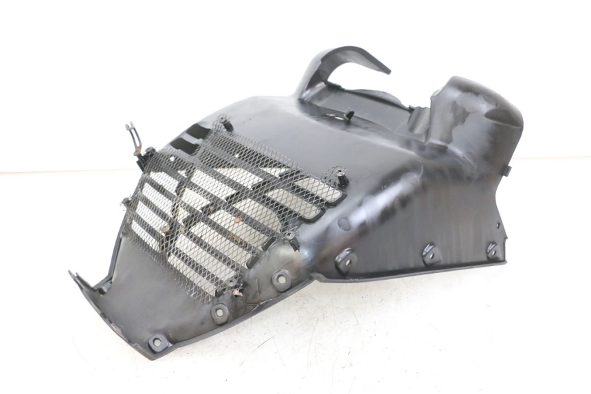 photo de RADIATOR GRILLE KYMCO X-TOWN XTOWN 125 (2016 - 2021) - Alternative perspective