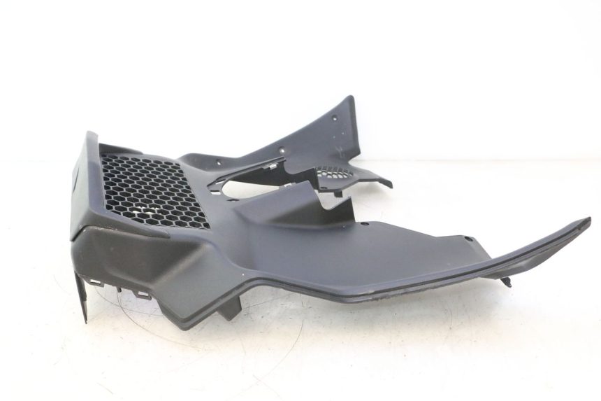 photo de RADIATOR COVER PIAGGIO MP3 HPE 530 (2022 - 2026) - Supplementary product photo