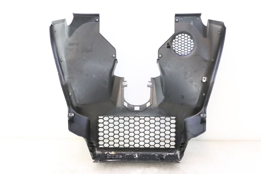 photo de RADIATOR COVER PIAGGIO MP3 HPE 530 (2022 - 2026) - Surface and material condition