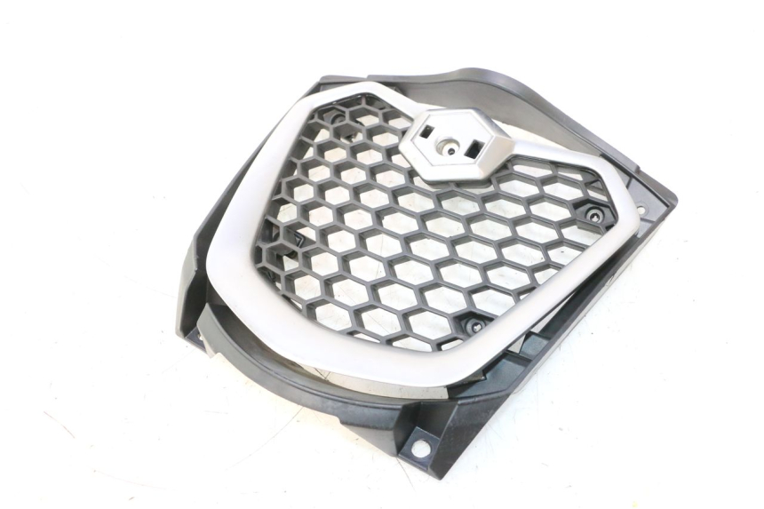 photo de RADIATOR COVER PIAGGIO MP3 500 (2016 - 2018) - Component detail