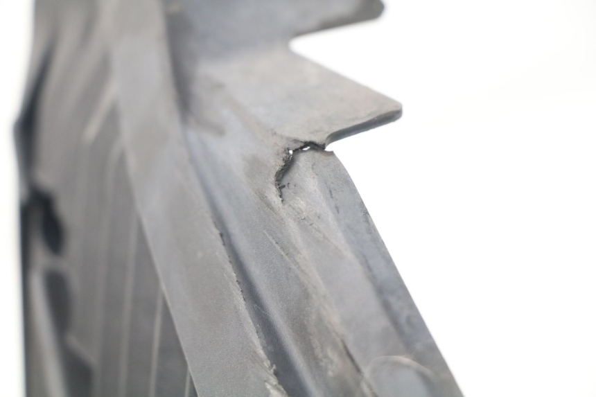 photo de RADIATOR GRILLE HONDA PCX (JF47) 125 (2012 - 2013) - Technical close-up