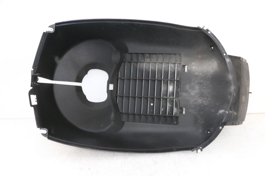 photo de RADIATOR COVER PEUGEOT SATELIS 125 (2013 - 2018) - Main view