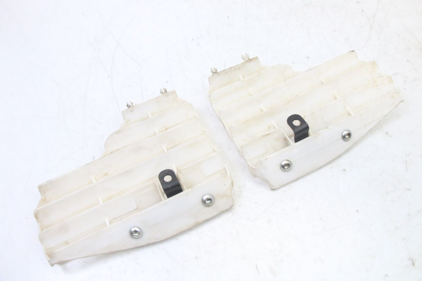 photo de RADIATOR COVER SMALL MX THUNDER 250 - Alternative perspective