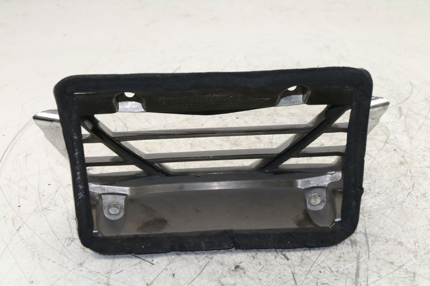 photo de RADIATOR COVER SYM JOYRIDE 125 (2002 - 2009) - Zoom on usage condition