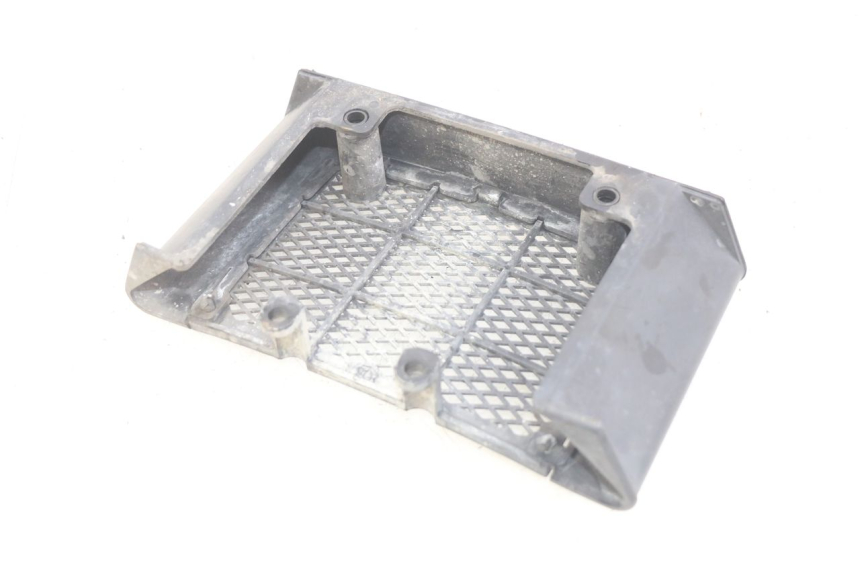 photo de RADIATOR GRILLE DAELIM VL DAYSTAR 125 (2000 - 2011) - Component detail