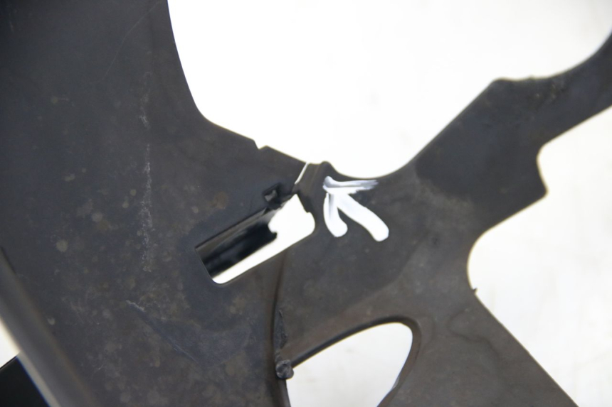 photo de RADIATOR GRILLE YAMAHA XMAX X-MAX 125 (2006 - 2009) - Technical close-up