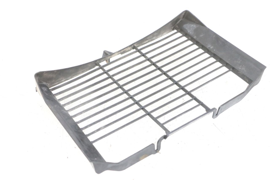 photo de RADIATOR COVER YAMAHA XJ6 ABS 600 (2008 - 2016) - Zoom on usage condition