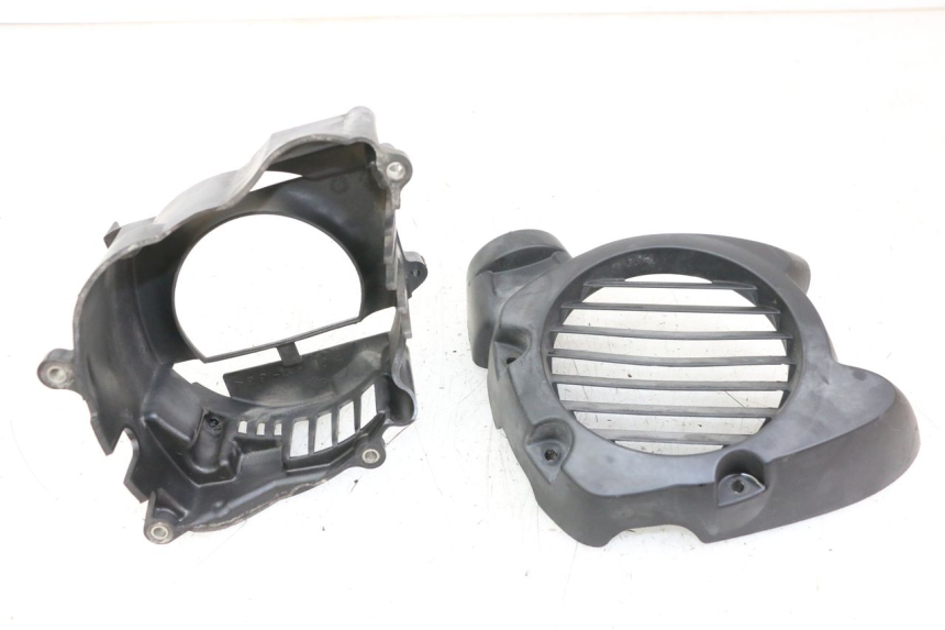 photo de RADIATOR GRILLE YAMAHA NEOS NEO'S 4T 50 (2008 - 2016) - Component detail