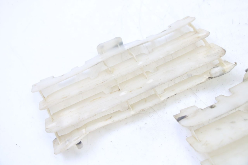 photo de RADIATOR COVER YAMAHA YZ-F YZF 250 (2007 - 2013) - Component detail