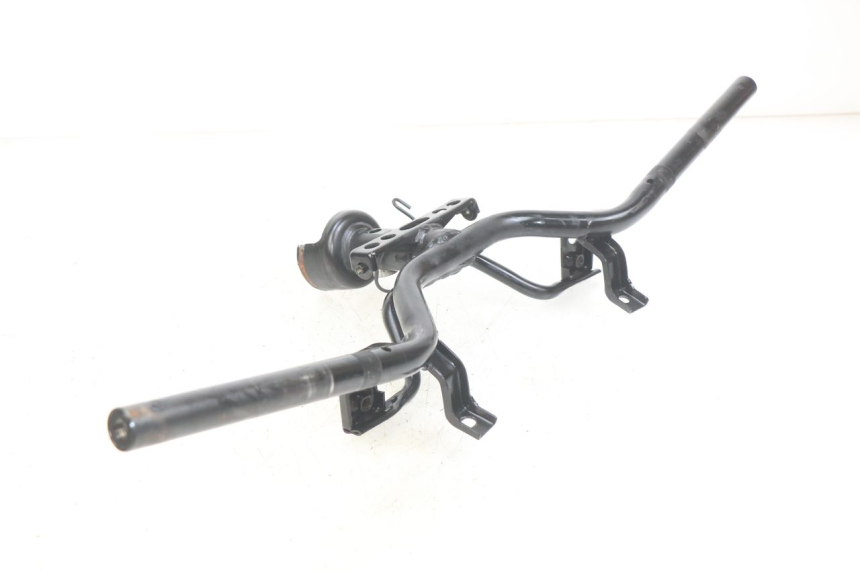 photo de HANDLEBAR KYMCO AGILITY 16+ 4T 50 (2018 - 2023) - Technical close-up