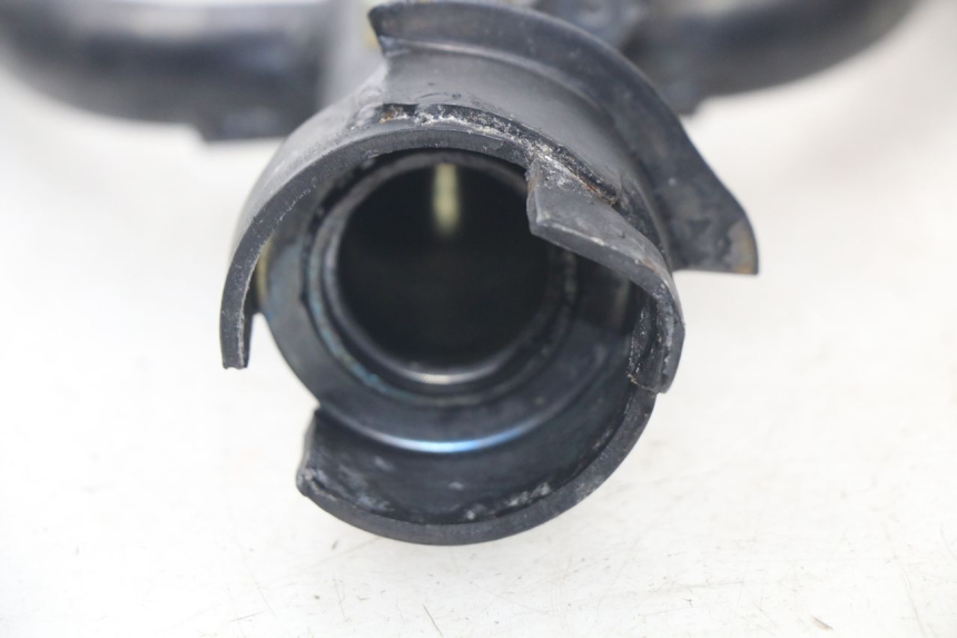 photo de HANDLEBAR PEUGEOT ELYSTAR 50 (2002 - 2014) - Zoom on usage condition