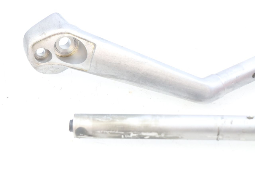 photo de HANDLEBAR YAMAHA FJR ABS 1300 (2006 - 2012) - Fixing points details