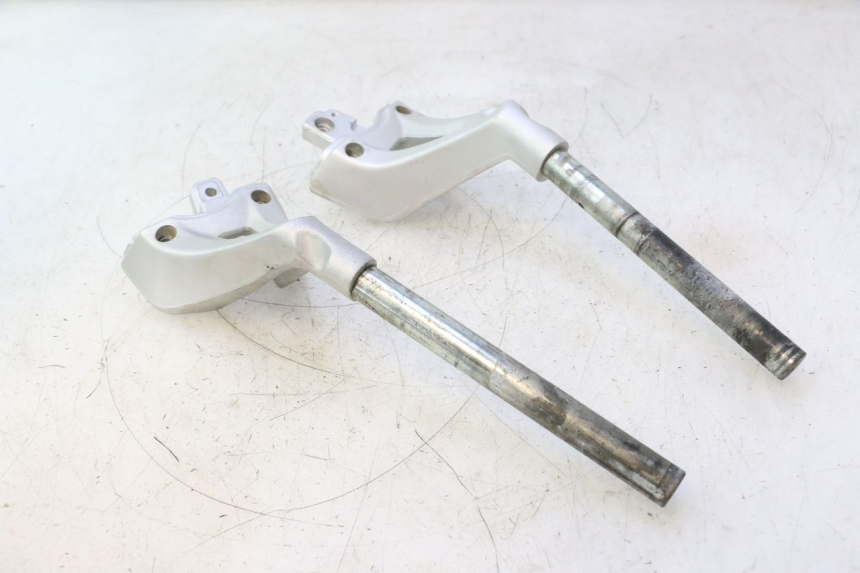 photo de HANDLEBAR GILERA GP 800 (2007 - 2013) - Zoom on usage condition